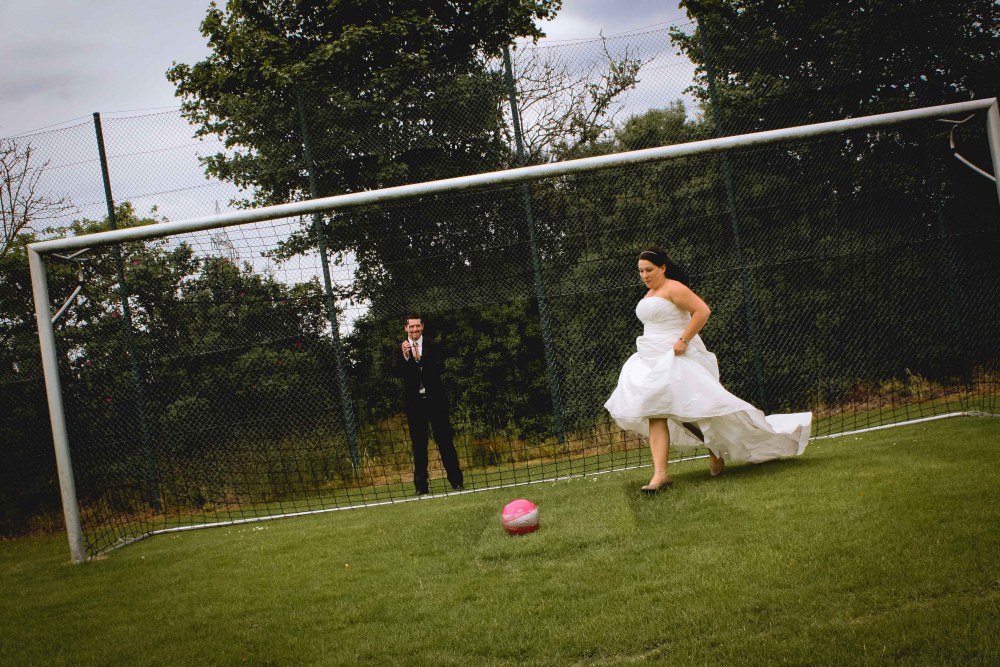 After Wedding Fußball Shooting mit Romina & Marco (3/6)